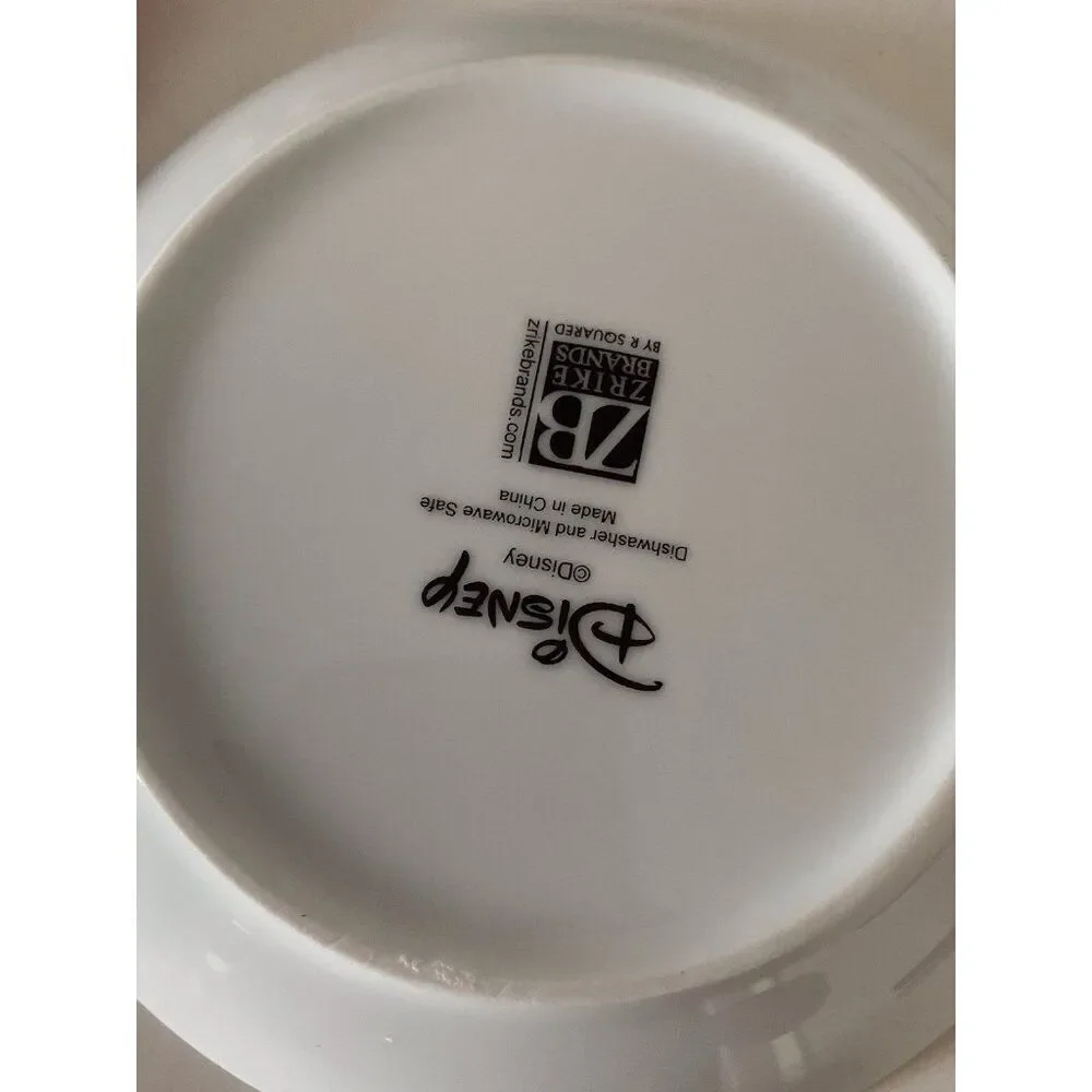 Set Of 4 Disney Mickey Minnie Goofy Pluto Christmas Holiday Appetizer Plates NEW